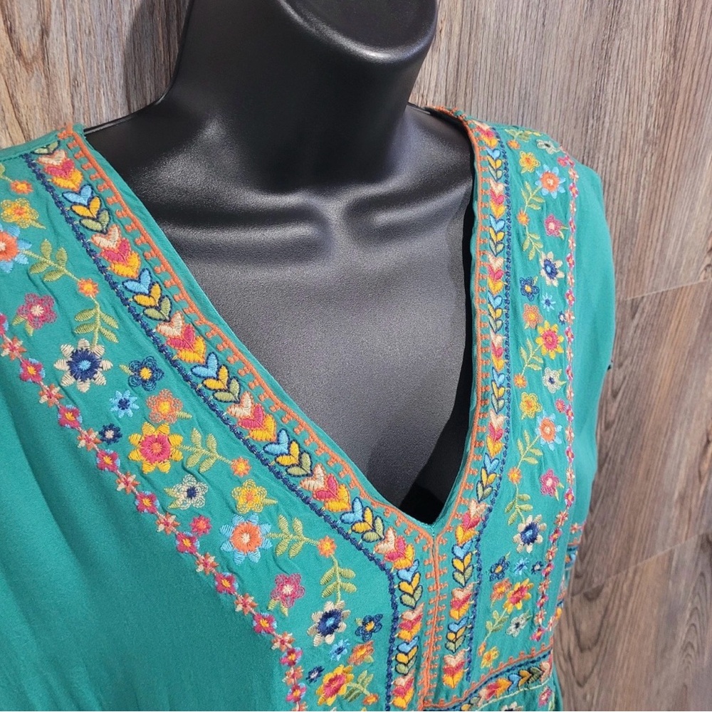 Savanna Jane Teal Embroidered V-Neck Mini Dress Lined Size L - Picture 2 of 9